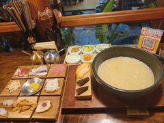 -银米·云南传统过桥米线(双廊黑金冠店)