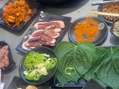 -啊美丽炭火烤肉(滑翔一店)