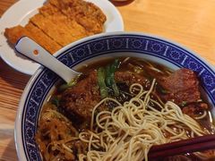 -沪西老弄堂面馆(定西路店)