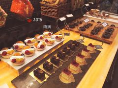 -岷山饭店-芝芝自助餐厅