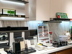 -索菲亚衣柜橱柜家具全屋定制(汶水红星店)