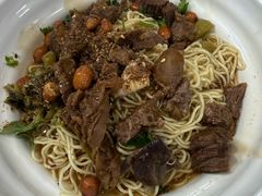 -阿阳牛腩腌面店