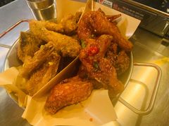 炸鸡一半一半-富乐满韩国正宗炸鸡韩国料理(虹泉路店)