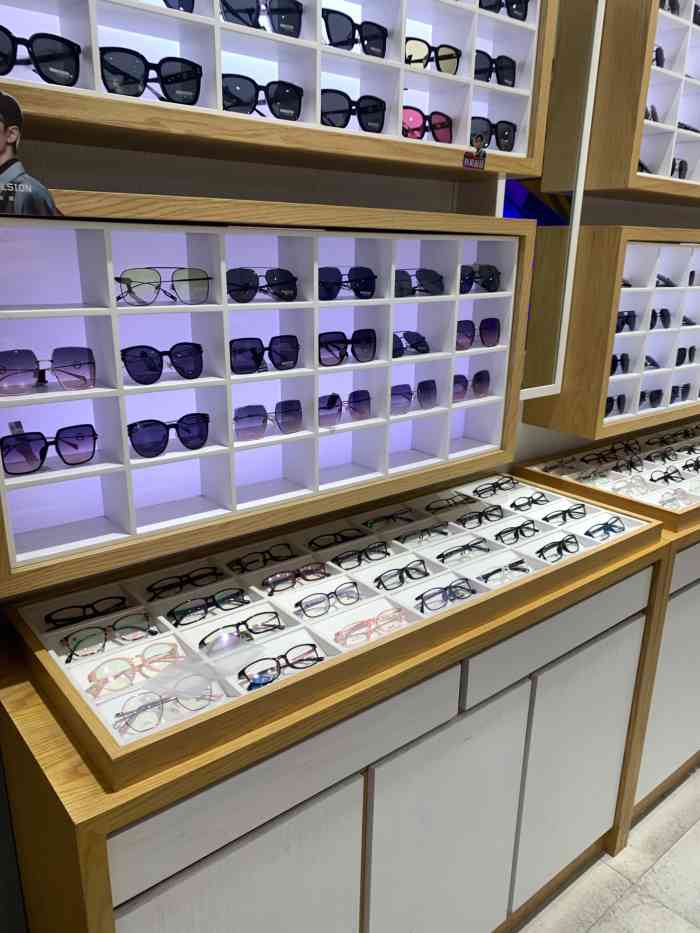 alps阿尔卑斯眼镜(常熟万达店)-"因为做完激光手术近视还有一点残留