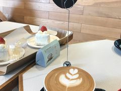 -Dough&Joe团憩(瑞虹天地月亮湾店)