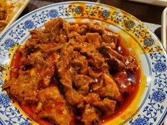 -爆炸头阿姨小四川正宗川味小吃(无任何分店)