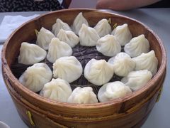 鲜肉小笼-公园饭店