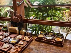 -银米·云南传统过桥米线(双廊黑金冠店)