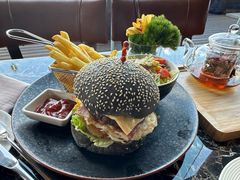 -时光吧·大堂吧·丽江和府洲际度假酒店