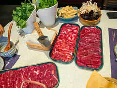 -牛村来人潮汕牛肉火锅(西单店)
