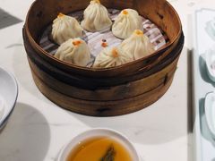 蟹粉小笼包-绿波廊(豫园店)