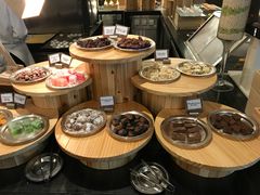 -圣丰索菲特·2 On 988 Café 自助餐厅