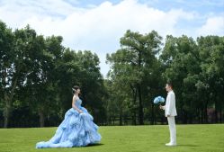 -雅云婚纱摄影工作室旗舰店