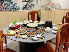 -官塘陈记鱼生·潮汕砂锅粥·牛肉火锅(潮枫路总店)