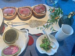 三重奏鱼子酱惠灵顿牛排-弦月窗LUNETTE BY AMANDA(复兴路店)