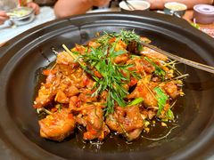 香茅草焗嫩鸡-老滇山寨•云南特色菜•地方菜•民族风情歌舞表演(金碧店)