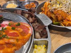 -姜虎东白丁烤肉(虹桥天地店)