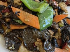 -北京龙庆四季香农家饭庄·灶台鱼·碳烤虹鳟鱼(龙庆峡店)