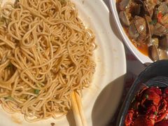 -肥肥虾庄·金牌油焖大虾(汉街SKP店)