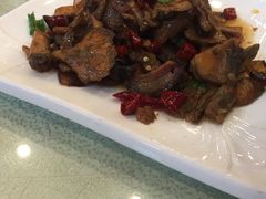 -唐师傅湘西名菜馆(武陵路店)