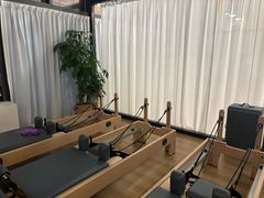 器械区-LikingFit24小时健身•普拉提(张江店)