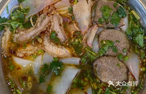 Signature Snowflake Tender Meat Noodles