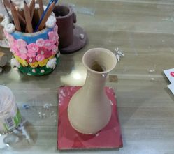 -泥娃娃DIY陶吧(易生活购物公园店)