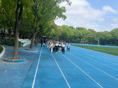-上海市实验学校