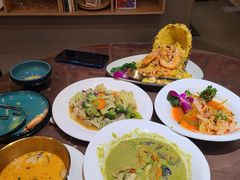 菠萝大虾炒饭-泰来食光泰国菜餐厅(运河城店)