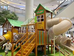 -丽达购物中心(崂山店)