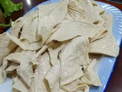 -菌之家·专业纯野生菌火锅·特色炒菌