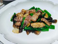 樟树港辣椒鸡纵皮皮虾-屋里厢上海菜馆