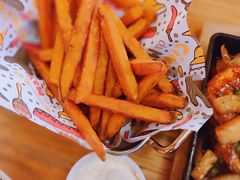 -Famous肥猫墨西哥音乐餐吧(五棵松华熙LIVE店)