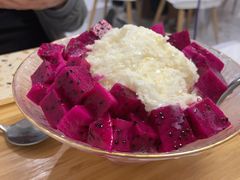 火龙果鲜奶冰-MINIPOPO鲜奶·甜品(宽厚里店)