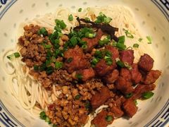 -辣肉面大王(天平路店)