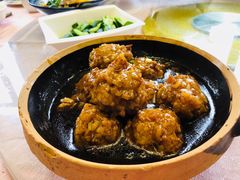 -九华山聚龙大酒店