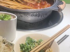 -钢管厂五区小郡肝串串香(蜀都万达店)