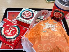 -塔斯汀中国汉堡(徐汇汇京广场店)