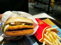 -麦当劳(红旗路店)