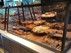 面包甜点陈列柜-巴黎贝甜(大宁国际商业广场店)