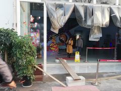 -嘿哟动霸CHUA·新潮玩运动娱乐中心·蹦床滑冰团建乐园
