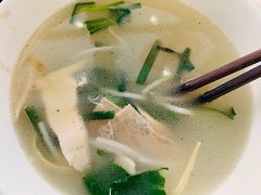 招牌特色过桥米线-建新园过桥米线(老街店)