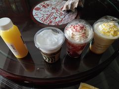 -星巴克臻选(上海长风大悦城店)