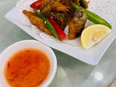 三文鱼骨-新享乐海鲜(翠华路店)