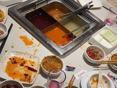 -海底捞火锅鲜切牛肉主题店(长寿路店)