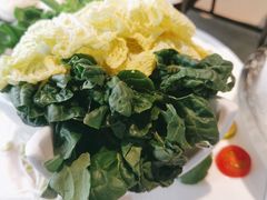 野菌小拼-享月汤皇·海鲜小火锅·聚会(曲江创意谷店)