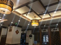 -锅首鲜品火锅(鸳鸯店)