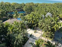 -三亚湾海居铂尔曼度假酒店