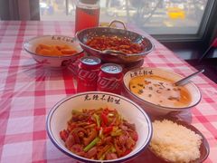 -笨豆腐居民楼菜馆•江西小炒(天津开发区店)