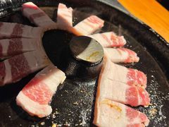 厚切原味五花肉-锅盖叔叔盘盘烤肉